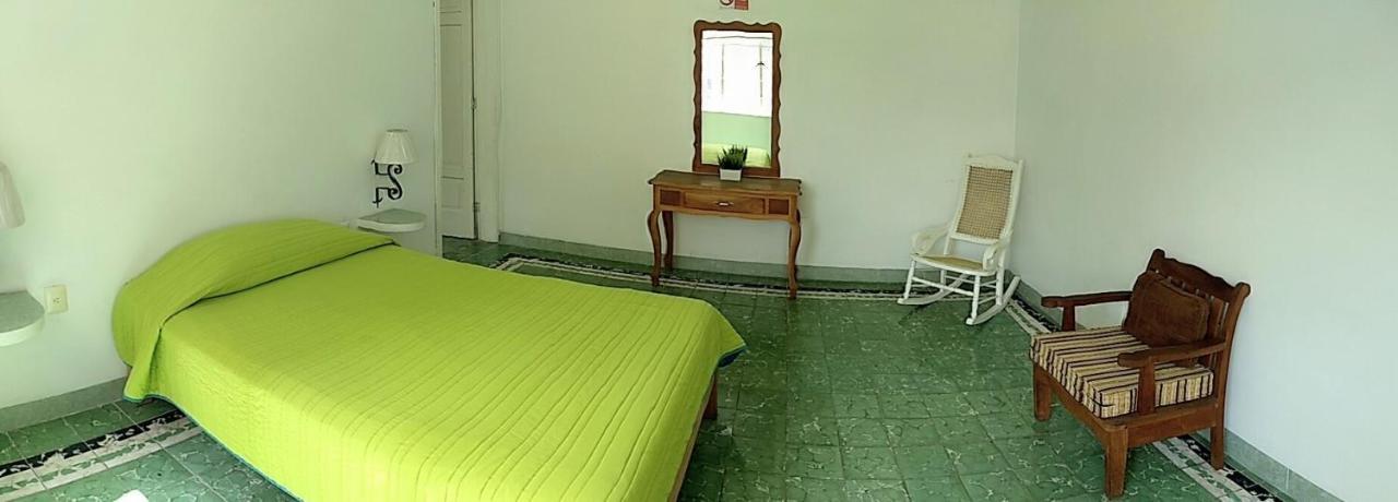Hotel Suites Cordoba Bagian luar foto